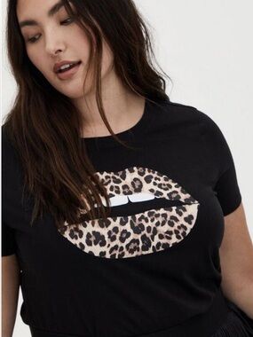 Torrid Black Women's Leopard Lip Graphic Tee